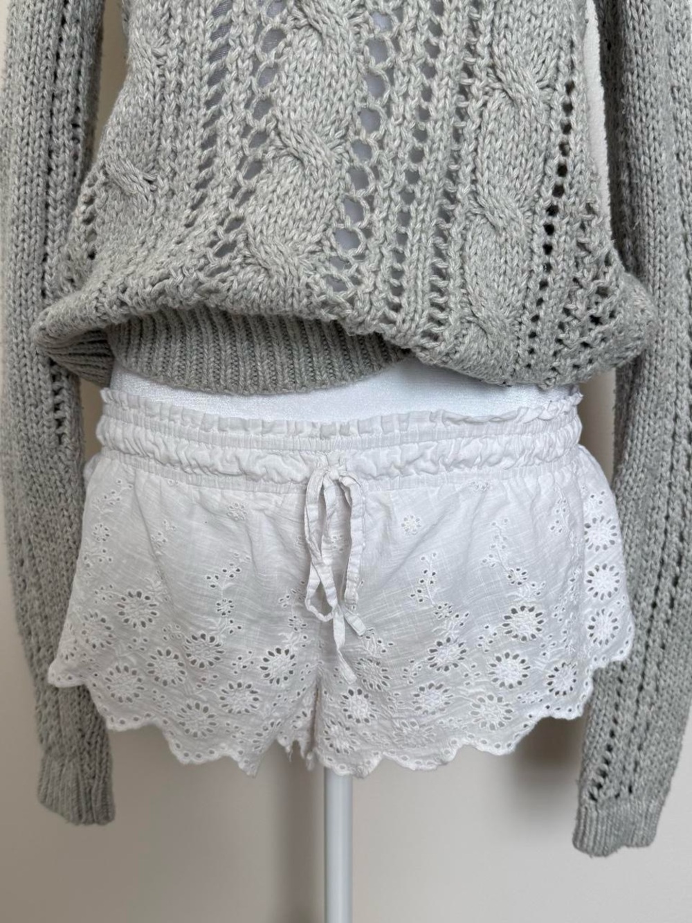 Anthropologie White Eyelet bloomer Women’s Shorts
